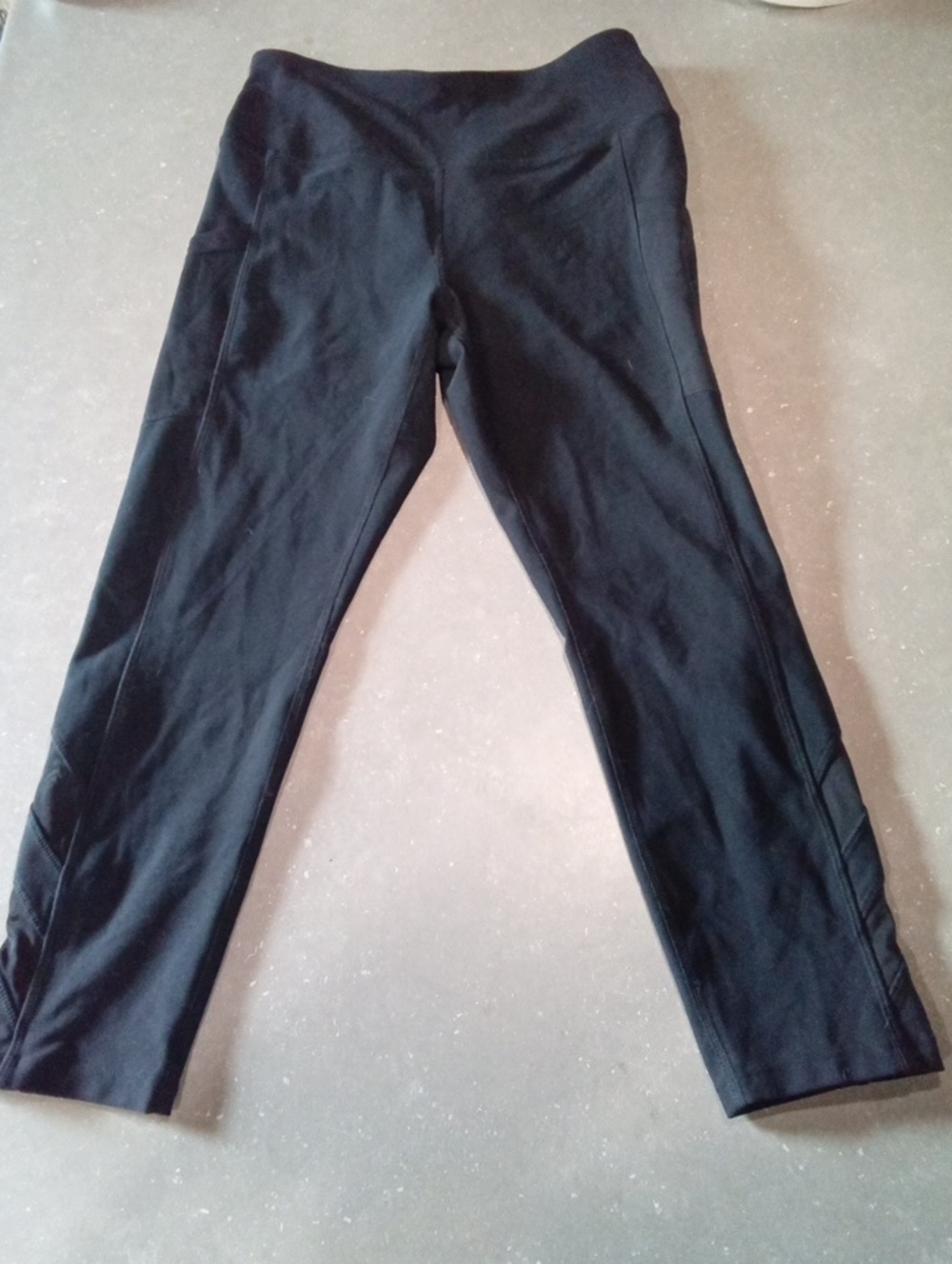 Small. Mondetta Black High-Rise Performance Leggings